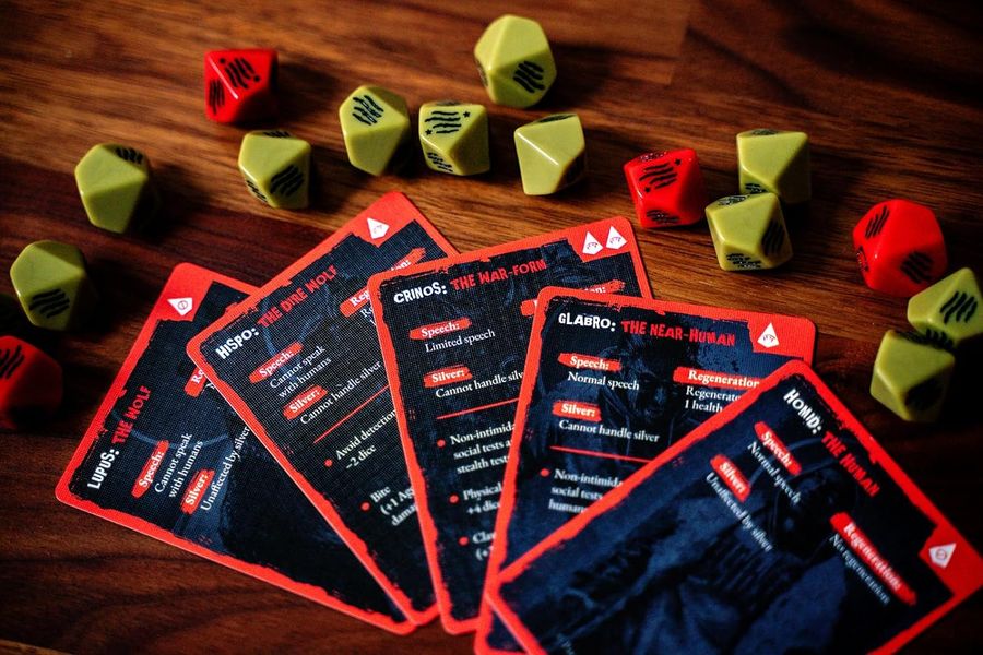 Набір "Werewolf the Apocalypse: Dice & Form Card Set" 2369 фото